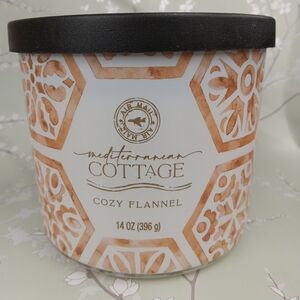 Cozy Flannel Candle - Brown and Black